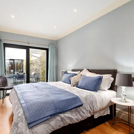 Homestay Heytesbury Street